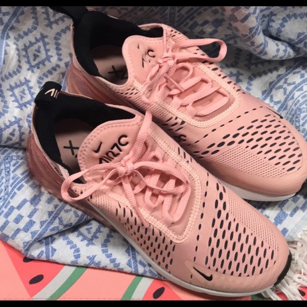 Nike Air 270
